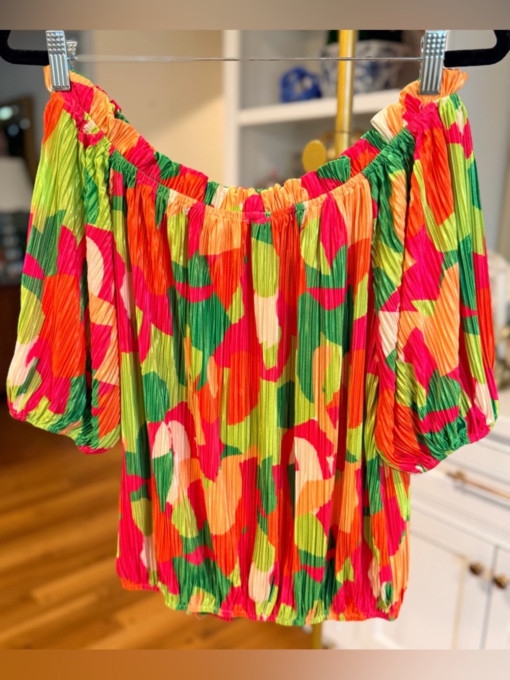Flying Tomato Colorful Abstract Accordion Off-the-Shoulder Blouse Elastic Waist